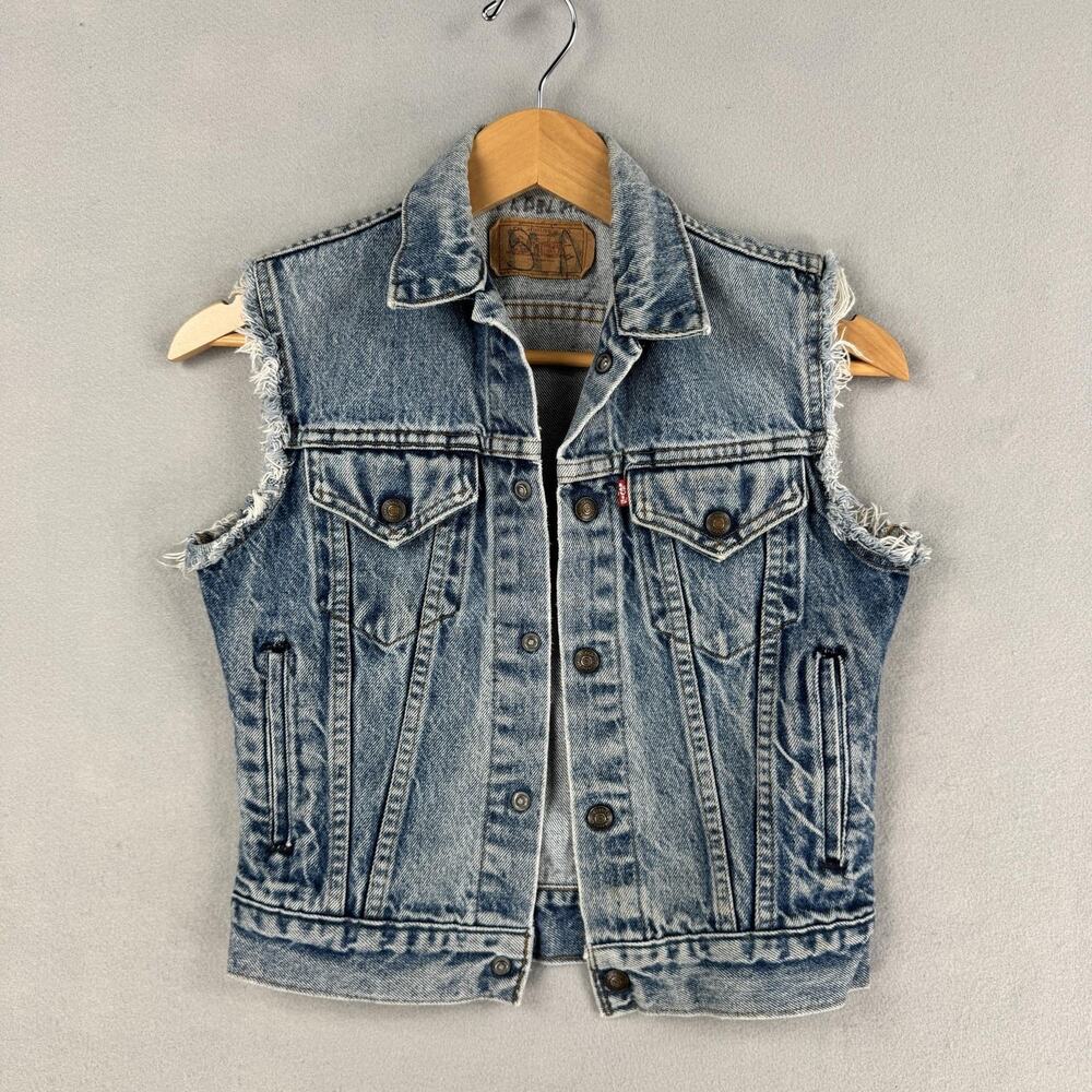 Vintage Levi's Vest Youth Large Blue Denim Cutoff Biker Frayed Sleeveless USA